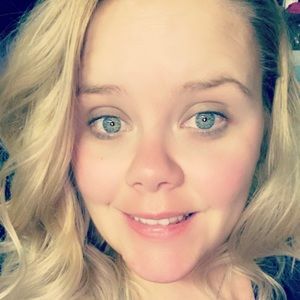 Meet your Posher, Aurora